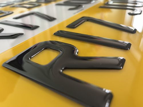 PAIR OFF 3D GEL DOMED RESIN NUMBER PLATES 100% MOT AND ROAD LEGAL — image 7
