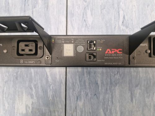 APC AP7953  Switched Rack PDU Power Distribution Unit 32A 230V — image 1