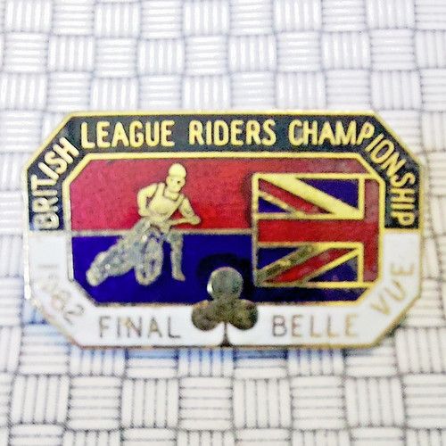 Vintage Speedway Belle Vue Wolves Cradley Heath Halifax Scunthorpe Brooch Badges