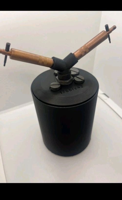 WW2 German X3 S-35 'BOUNCING BETTY' PROP TOY REPLICA — image 12