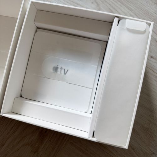 EMPTY BOX for Apple TV 32GB 4K A2169 - all inserts included — image 5