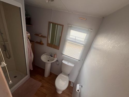 Static caravan On Combe Haven holiday park — image 6