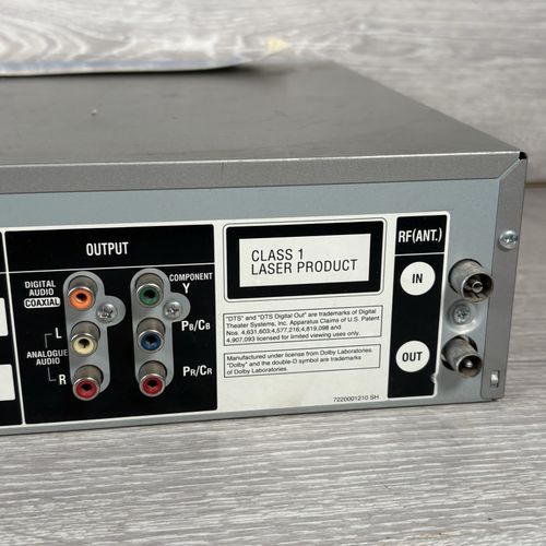 Sharp DV-RW260H VHS Player DVD Recorder VCR Combo Combi with No Remote Silver — image 9