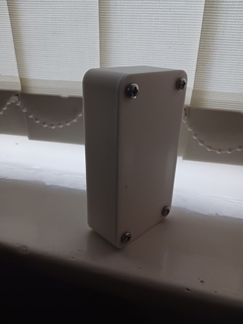 White plastic Enclosure  box . Hobby. Project. Electronics. Led. circuit board. — image 4