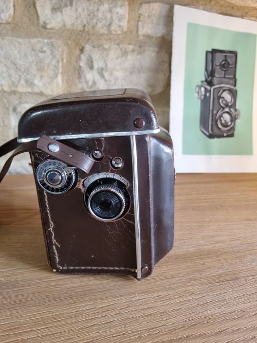 Yashica-635 Twin Lens Reflex TLR 120 Film Camera. 80mm F3.5 Yashikor Lens & Case — image 21