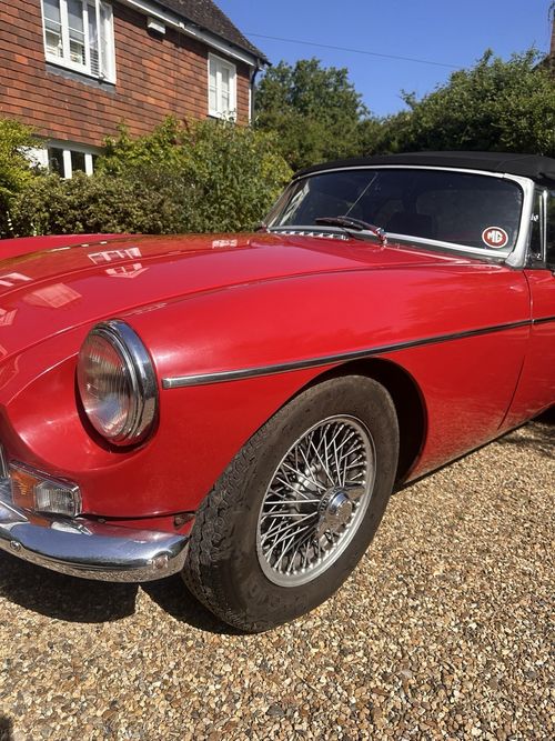 MGB Roadster — image 3