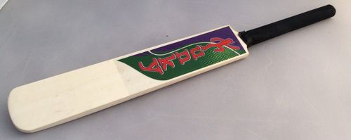Mini 18” Cricket Bat — image 5
