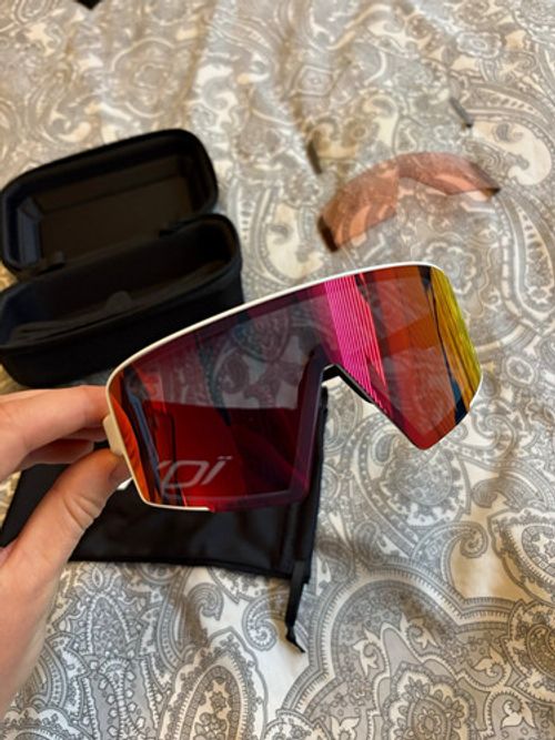 EKOI Magnetic Cycling Sunglasses Shield White Frame Red Mirrored Lens UV400 Case