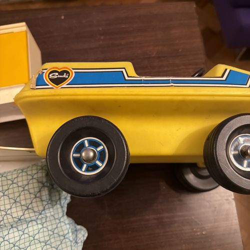 Vintage Sindy Doll Furniture & Car – Pedigree Era — image 12