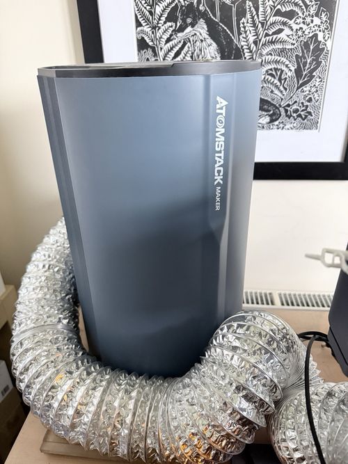 LaserPecker LP4 DualLaser Engraver With Enclosure & AtomStack Air Purifier. — image 2