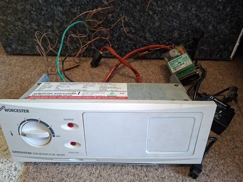 Worcester Greenstar Danesmoor 18/25 Oil Boiler Controlers, Used 20 Year Old.
