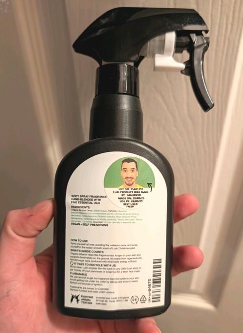 LUSH Snowcake body spray, limited edition discontinued — image 2