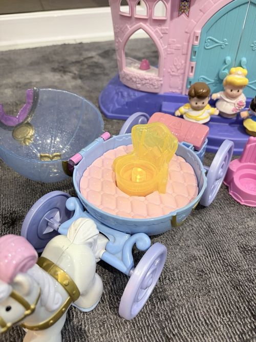 Fisher Price Little People Disney Princess Songs Palace 2012 & Cinderella Coach — image 5