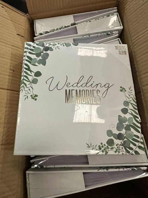 Wedding Photo Album White Green Eucalyptus Perfect Day Memories 200 Photos 6x4"  — image 1
