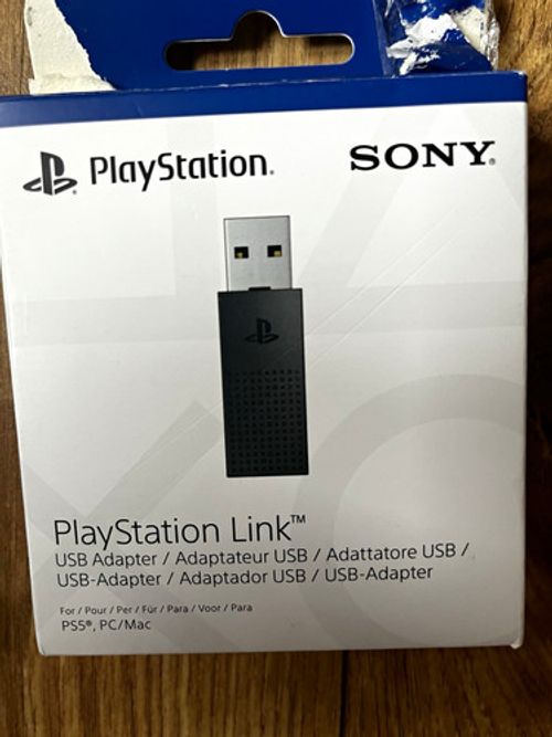 Sony PlayStation Link USB Wireless Adapter Black for PS5 PC Mac CFI-ZWA2