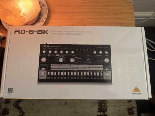 Behringer RD-6 BK drum machine with PSU — image 2