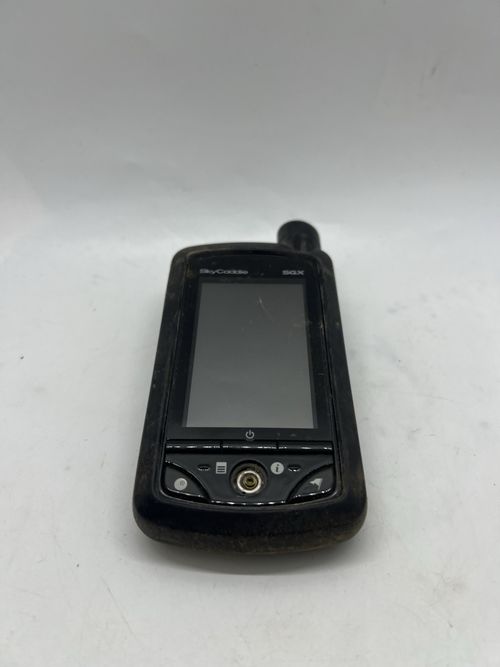 SkyGolf SkyCaddie SGX Rangefinder Portable Golf GPS Unit Only — image 4