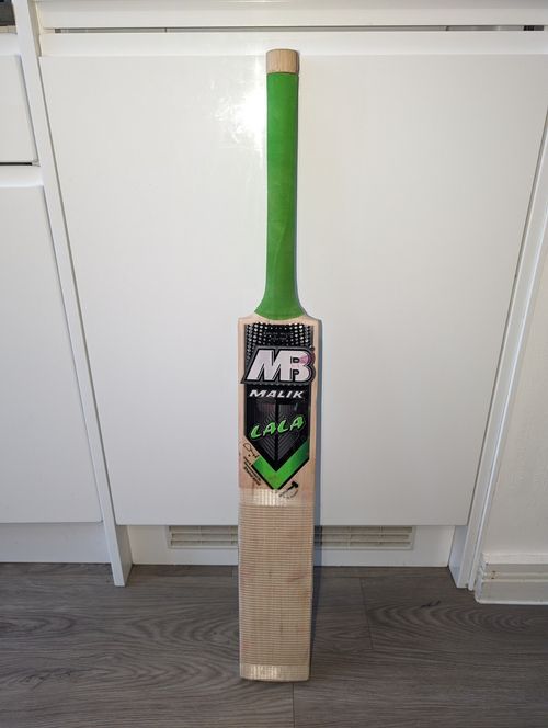 mb malik cricket bat — image 1