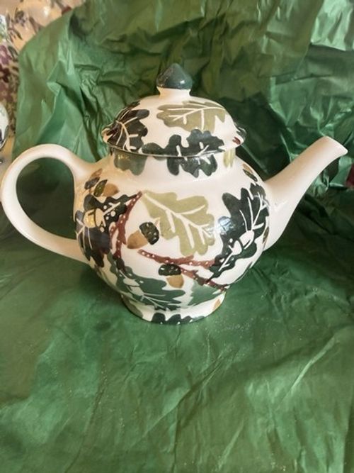 Emma Bridgewater Oak Leaves 2 cup teapot