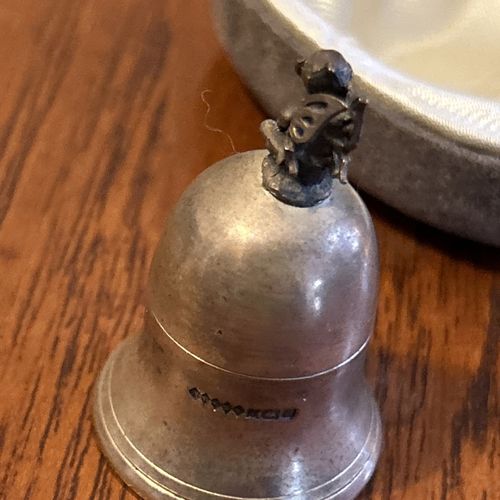Vintage Sterling Silver Fairy Bell First Tooth Keepsake Box Aristocrat Hallmark — image 4