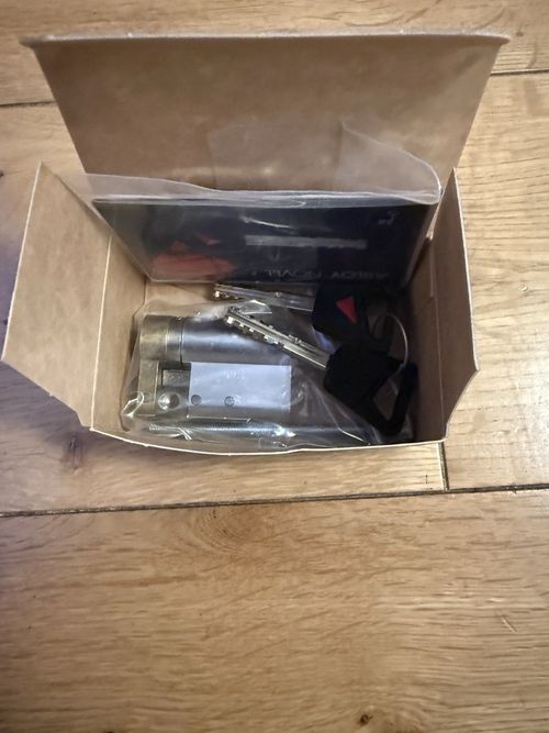 Assa Abloy EL560,Complete Kit, Lock, Handles, Concealed Door Loop, Cylinder . — image 4