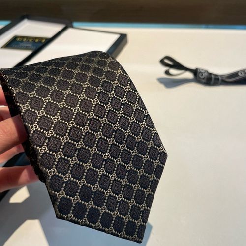 Authentic Gucci Tie Mens GG — image 6