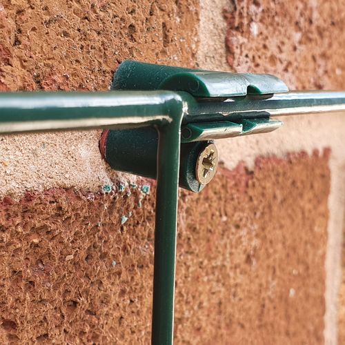 Wall Spacer Fixing Clips for Climbing Mesh Plant Support Fence Chicken Wire — image 2