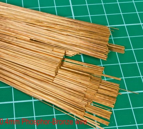 10 (Ten) 0.4mm diameter straight phosphor bronze modellers wire. 300mm lengths.