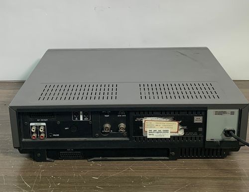 JVC HR-S4700 EG Super VHS VCR — image 3