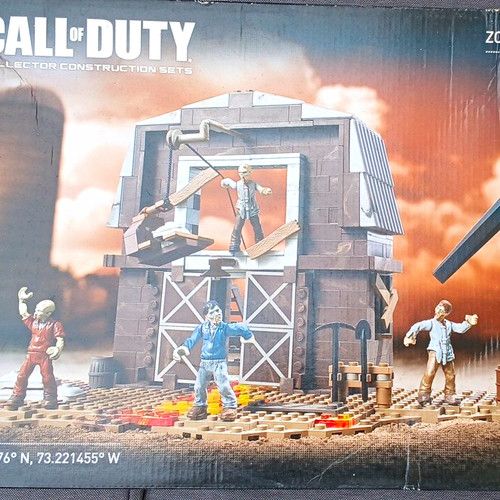 MEGA Bloks Call of Duty Zombie Swarm Collector Set 06818 176pc
