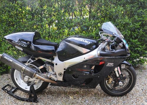 Suzuki GSXR 750 SRAD track bike 1996