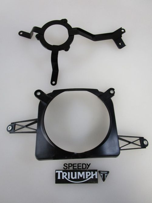TRIUMPH DAYTONA 675 2013 DAYTONA MOTO2 765 COOLING FAN BRACKET & COWL T2100447