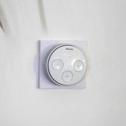 UK light switch adaptor plate - Philips Hue Tap Dial (v1)