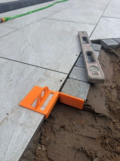 Block paving spacing tool for setts blocks 100mm 50mm depth and 5mm spacing