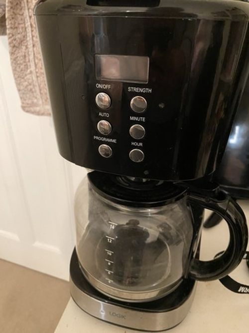 Logik Digital Programmable Filter Coffee Machine Timer, Glass Carafe 14 Cup