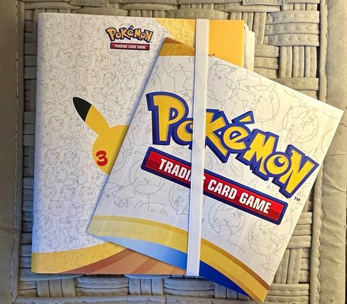 Pokémon TCG 30th Anniversary empty binder with 30th anniversary poster.
