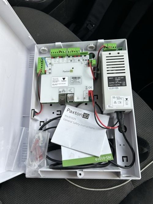 Used Paxton 10 Door Controller With 12v Power Supply And Box