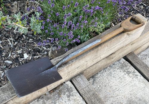 Vintage Branded D Handle Garden Spade Shovel Hole Digging Planting Spade Tool