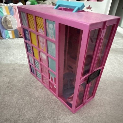 Barbie Pink Fold-Out Wardrobe Closet Playset ~20 Dolls, Clothing & Accessories
