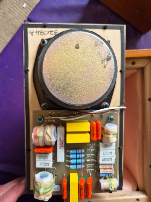 Rogers LS3/5a speakers BBC Studios - 15 OHM- — image 9