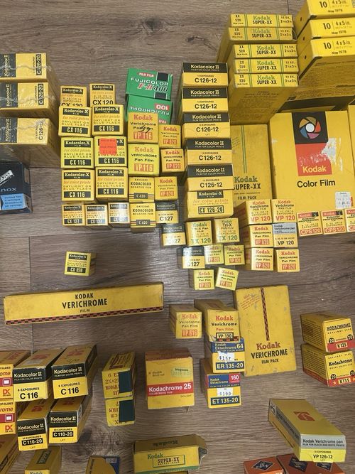RARE VINTAGE FILM LOT, SEVERAL VINTAGE KODAK FILMS, EXP 40s, 50s, 60s, 70s, 80s — image 7