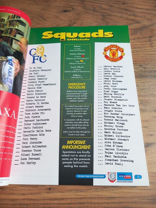 2000 Charity Shield Programme & Ticket – Chelsea vs Man Utd — image 4