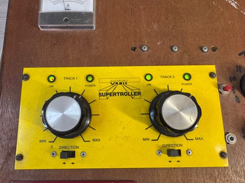Custom Gaugemaster Series DF Twin Track Controller Power Unit Orbit Supertroller — image 3