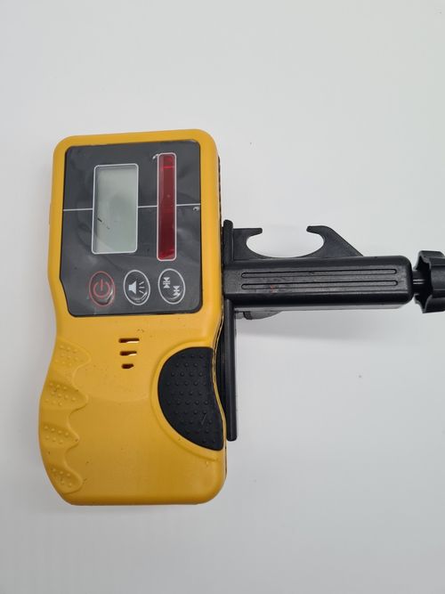 500M Red Beam Rotary Laser Level Self Rotating  Leveling Tool 360° Automatic.. — image 6