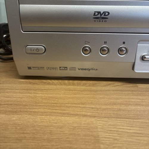 Sony SLV-D950 Dolby Digital DVD Player/Video Cassette Recorder No Remote TESTED — image 16