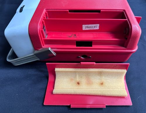 LESA Mody 2 Mangiadischi Portable Record Player Red Italian Design 1960s — image 7