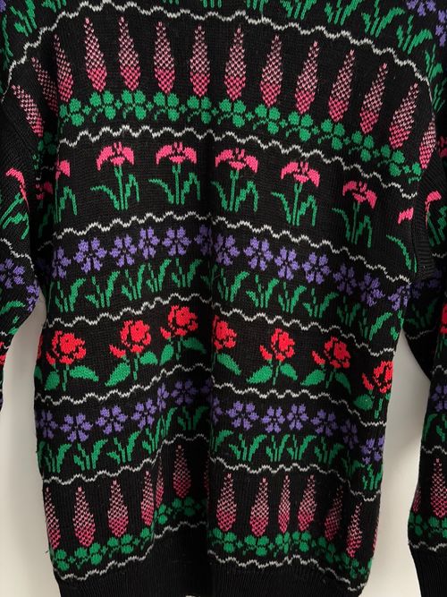 Vintage Ashleigh Morgan Floral Knit Sweater M Black Purple Made in USA 80s 90s — image 4