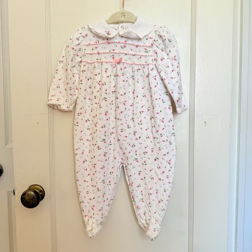 VTG Y2K Baby Girls White Pink Floral Footed Sleeper Collared Smocked Bow Zip — image 2