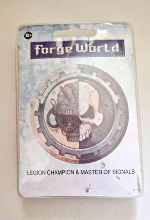 Forge World Horus Heresy Legion Champion & Master of Signals Miniatures.