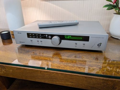 Arcam DiVA DT91 DAB/FM Tuner. Good  Working Order. But Remote is Unresponsive. — image 1